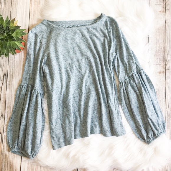 LOFT Tops - Loft Blue Heathered Long Pirate Sleeve Tee